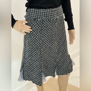 Adorable WD.NY. Textured Skirt with Peek-a- Boo Slits, Size 6